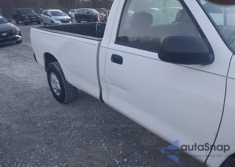 2003 Toyota Tundra from USA, damaged, VIN 5TBJN32153S436611